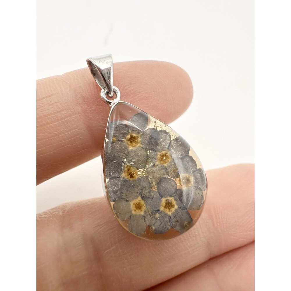 ATI Mexico Real Flowers In Resin Teardrop Pendant